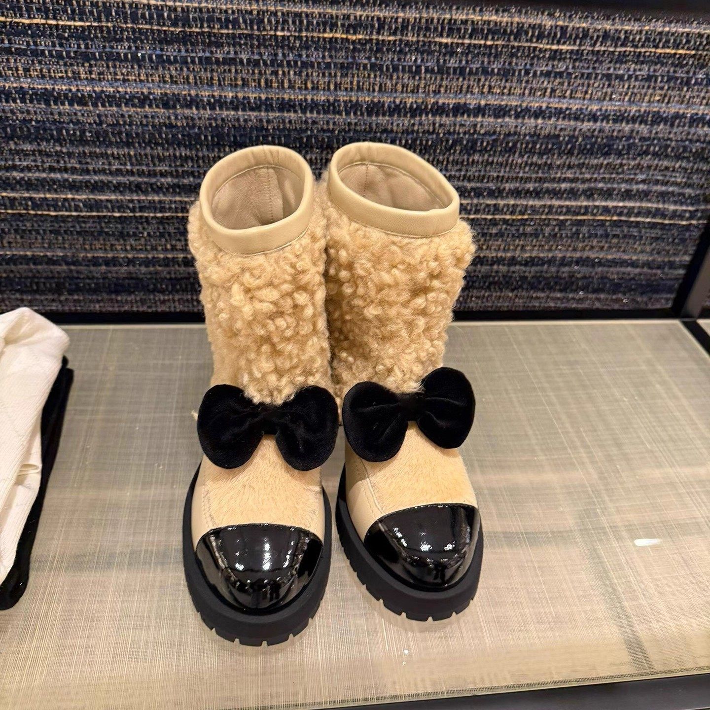 小香风泰迪雪地靴女2026新款拼色圆头蝴蝶结粗跟厚底毛毛短靴,女鞋,时尚雪地靴,淘宝优惠券,粉丝福利购,淘宝优惠卷