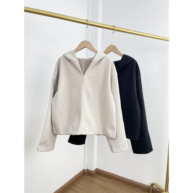 F6毛呢触感~外单纯元25冬新款女简约纯色卫衣V领连帽套头时尚上衣