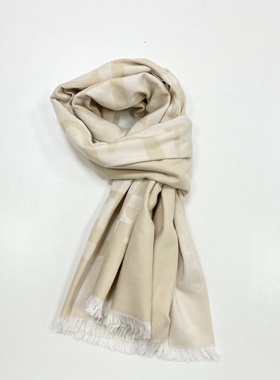 X1she货好牌~围巾女25冬季字母提花保暖围脖轻薄款流苏长款大披肩