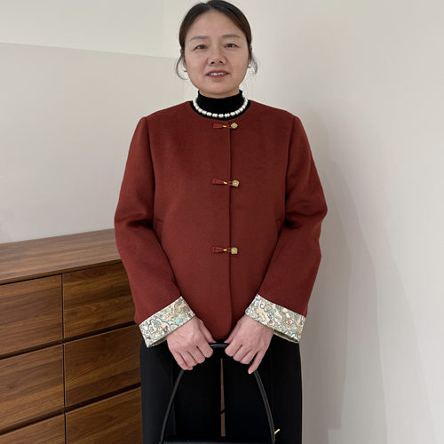 妈妈春装洋气小香风毛呢外套2026新款红色中老年开衫新中式风上衣 - 封面
