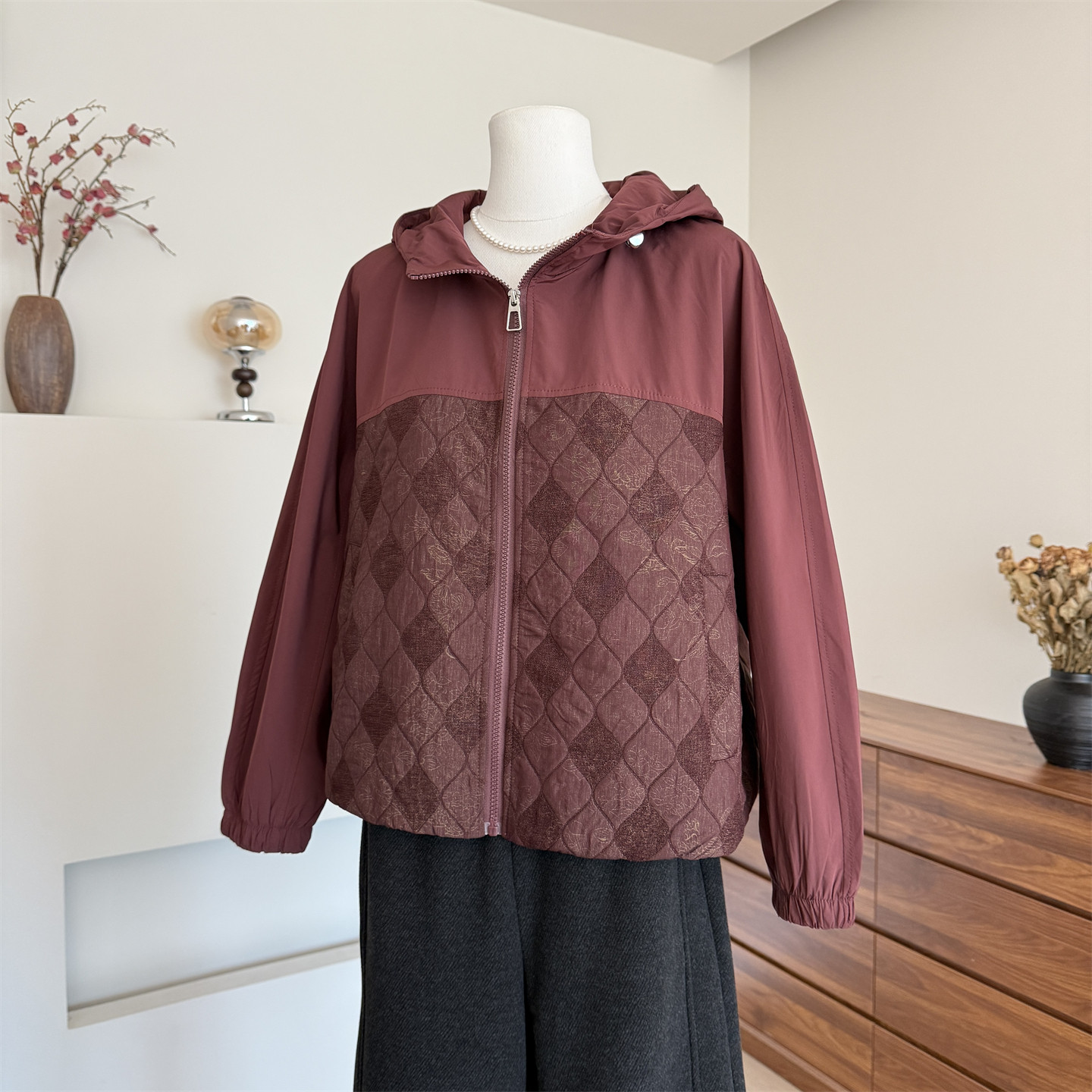 中老年女装休闲洋气防风上衣服