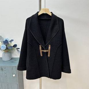 中年妈妈秋冬装洋气毛呢外套中老年人女装高贵时尚阔太太短款大衣