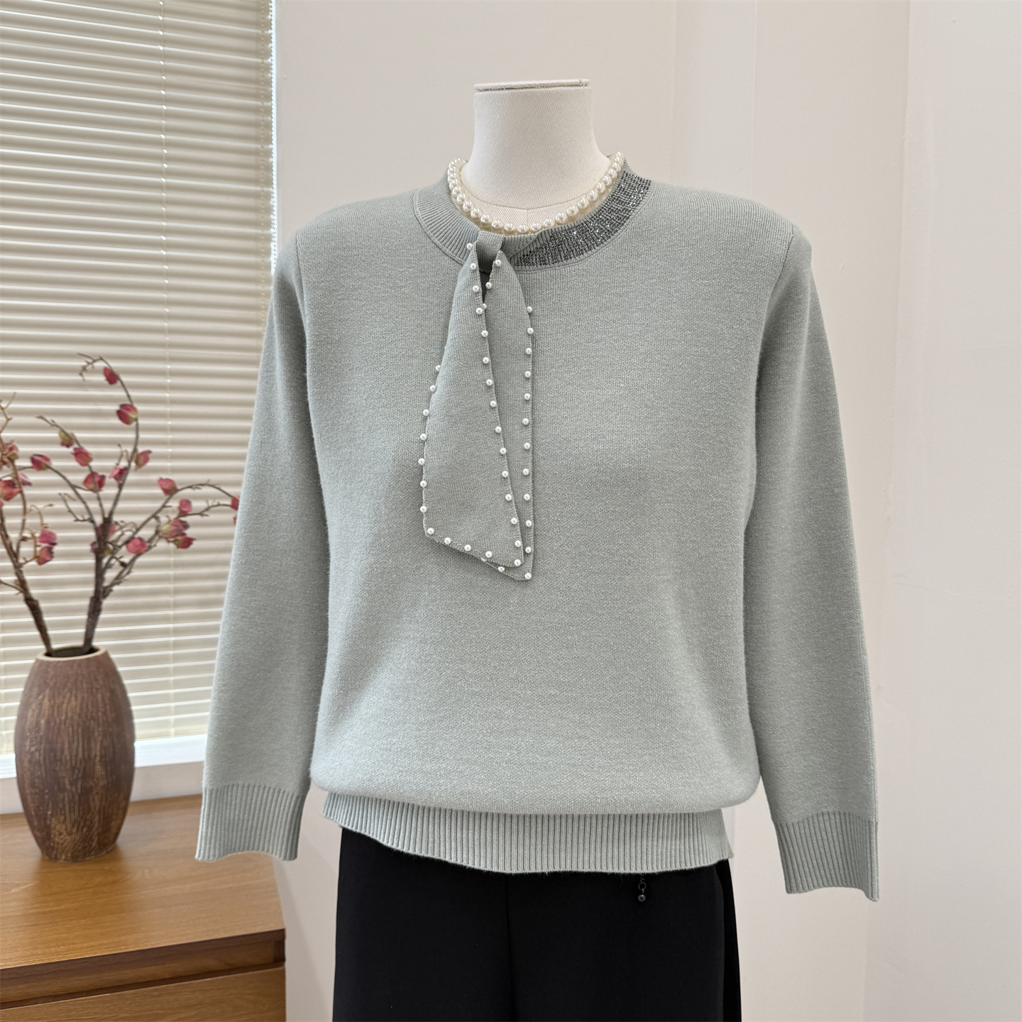 妈妈秋冬季加绒打底针织衫保暖上衣中老年女装冬装一体绒加厚毛衣