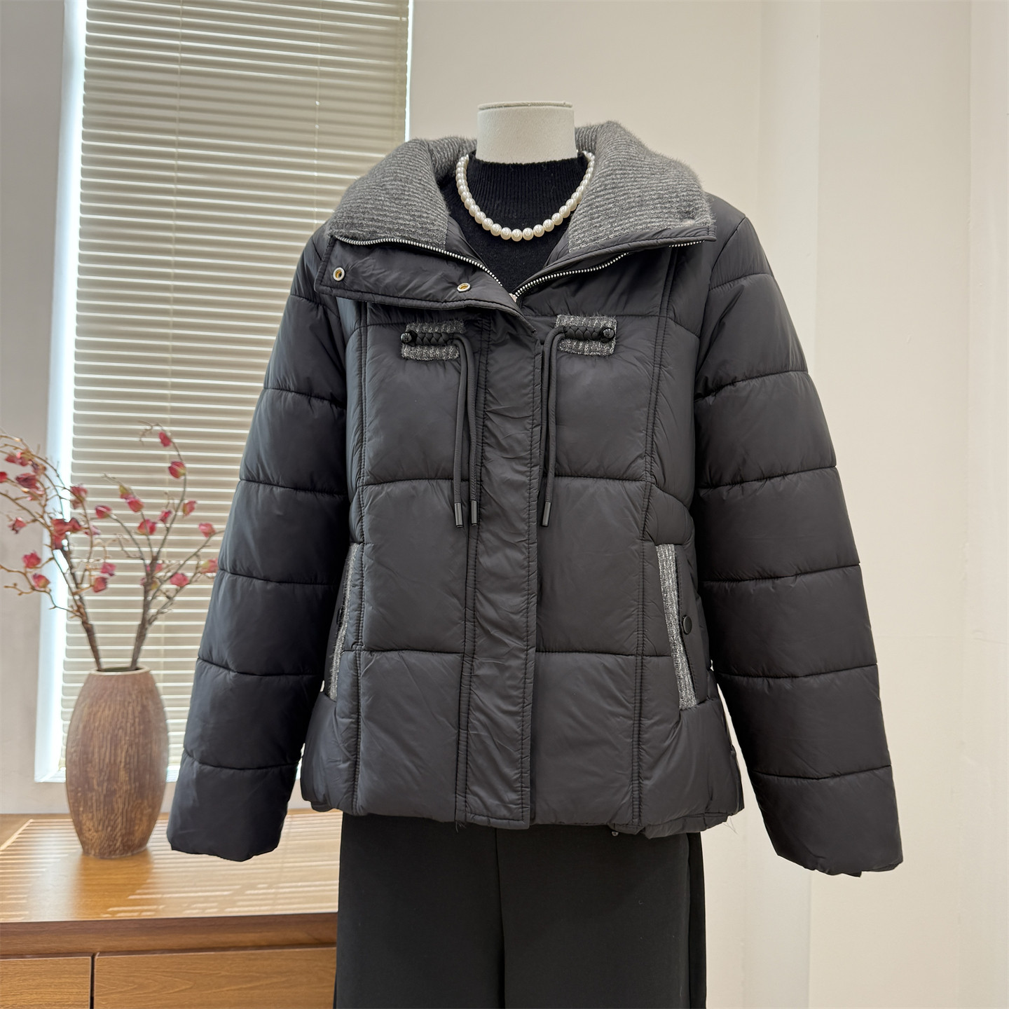 中年妈妈冬季加厚棉服2025新款中老年人女秋冬装棉袄外套大码棉衣