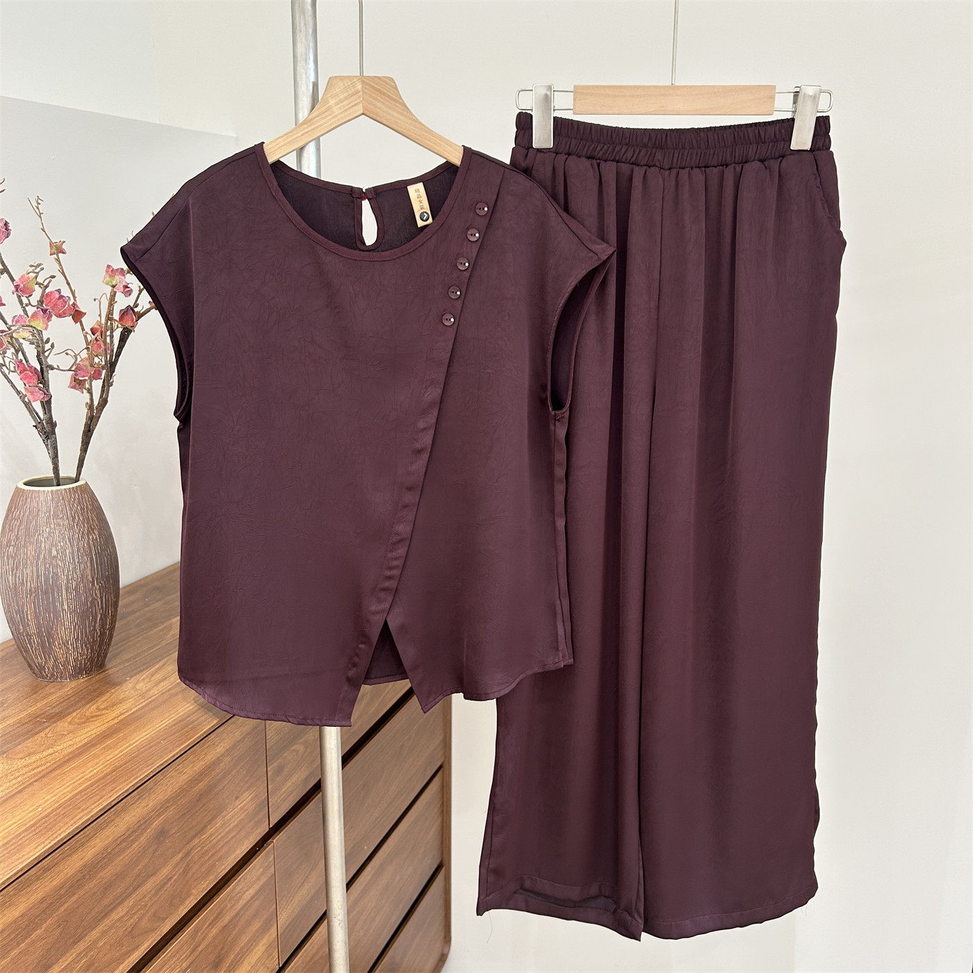 妈妈夏装洋气短袖套装中老年女休闲上衣40岁50气质雪纺T恤两件套