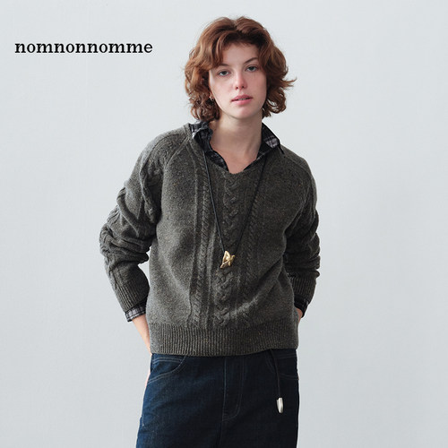 气质老钱风V领羊毛花纱绞花毛衣