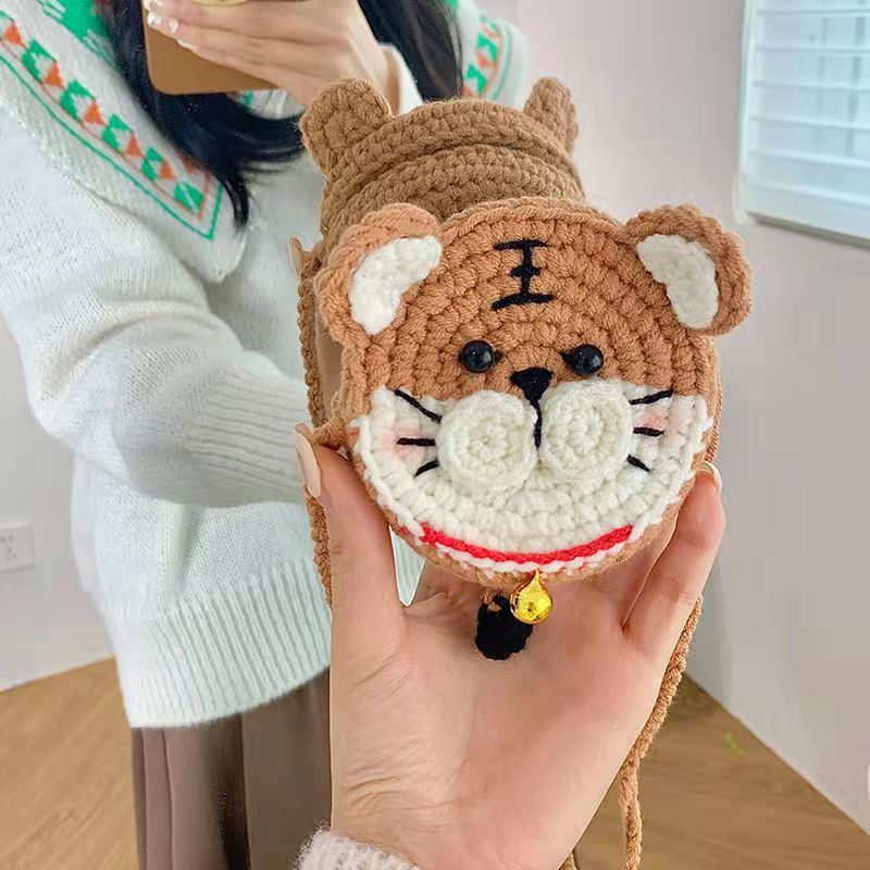 小老虎耳机包diy手工编织包包毛线材料包钩针自制虎年礼物送女友
