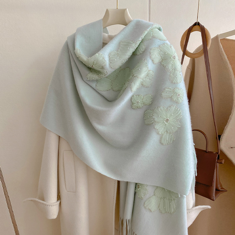 绿色羊毛围巾羊绒感旗袍斗篷披肩