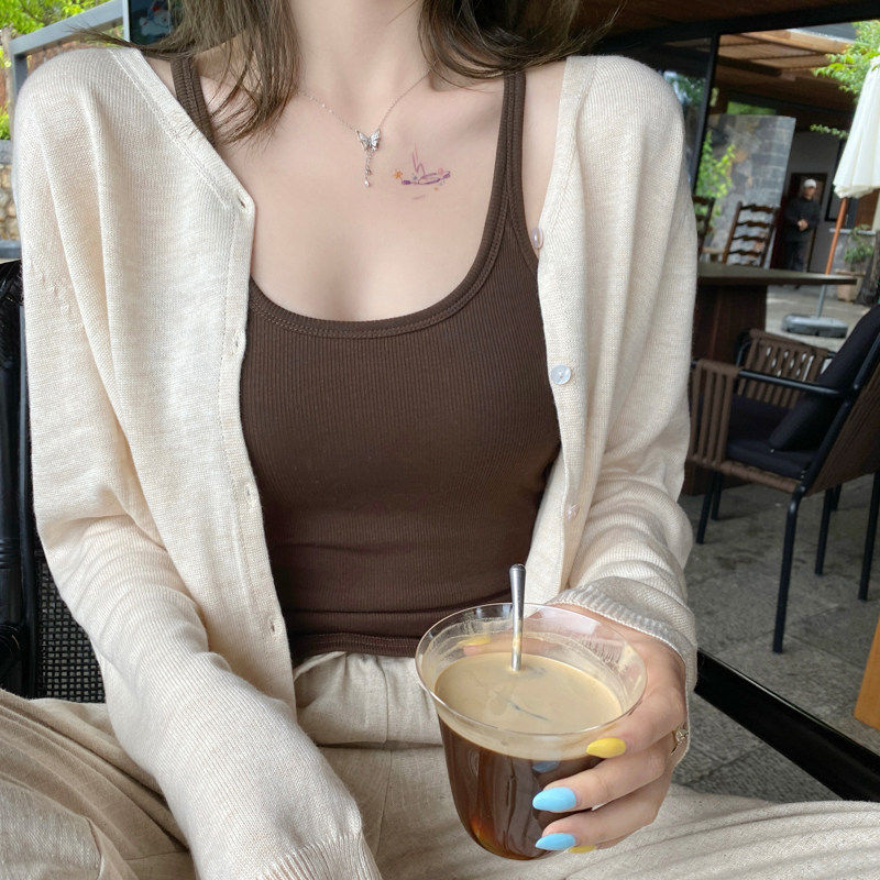 杏色薄款针织开衫配吊带