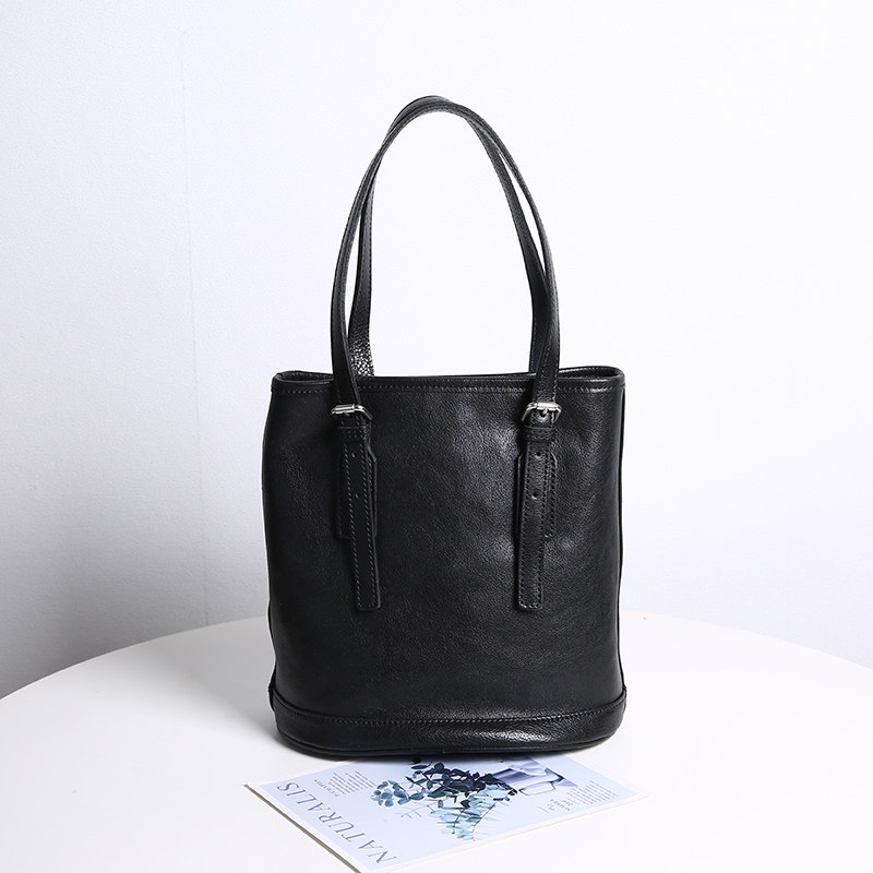 新款头层牛皮水桶包真皮女包复古单肩手提大容量高级感通勤托特包,箱包皮具/热销女包/男包,水桶包,淘宝优惠券,粉丝福利购,淘宝优惠卷