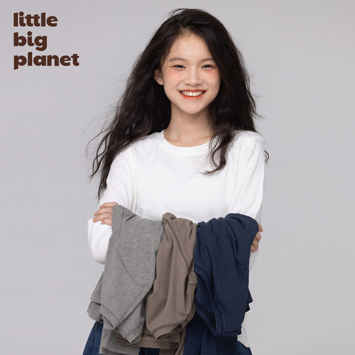 小小大星球发热亲肤绒打底衫