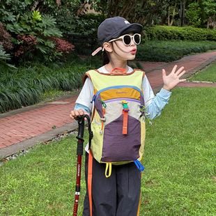 儿童小众设计旅行包男女童多巴胺户外登山包小学生大容量双肩书包