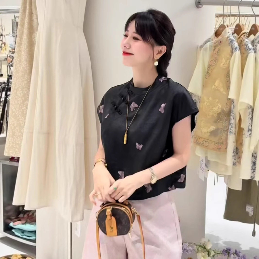 盘扣短袖衬衫女2026夏季新款蝴蝶结刺绣新中式国风圆领小衫上衣潮