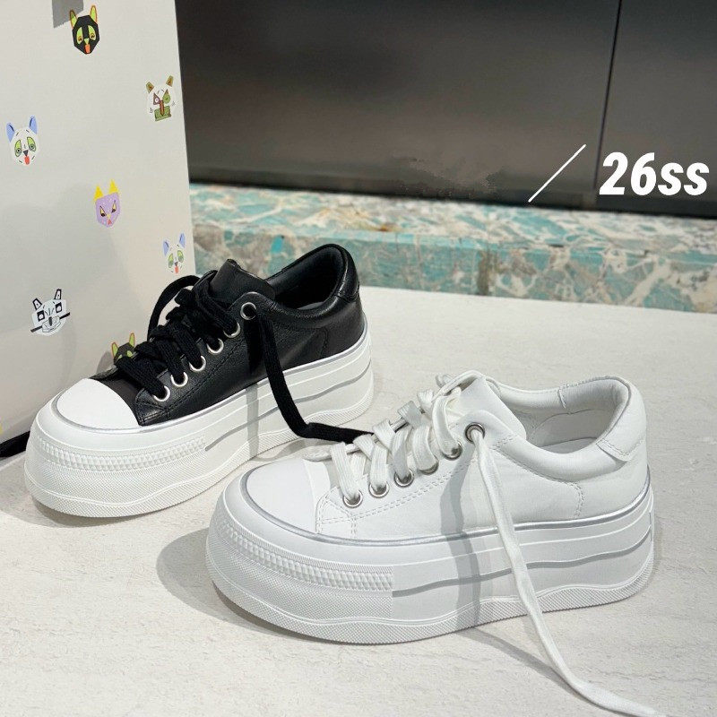 欧洲站爆款2026早春新款白色真皮厚底松糕休闲板鞋增高小白鞋女潮