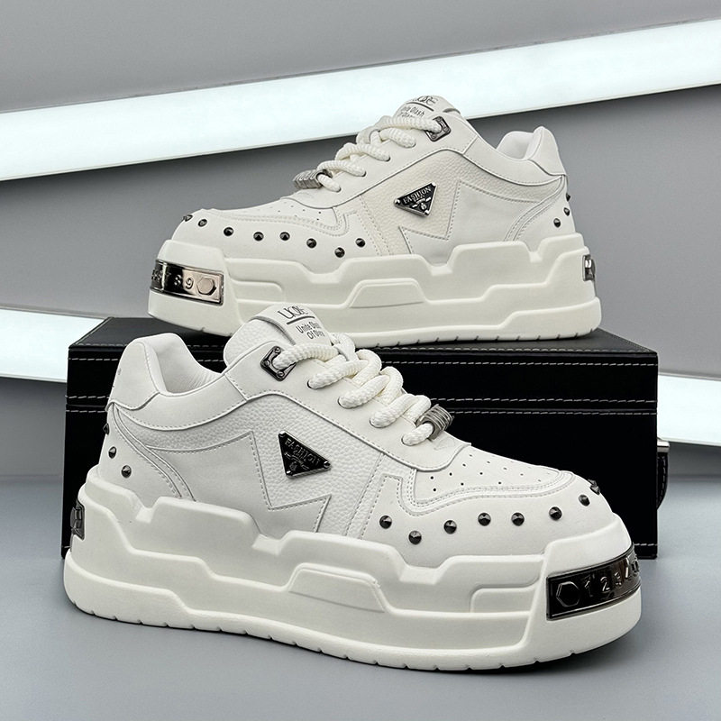 运动风厚底增高小白鞋男鞋子系带休闲鞋铆钉装饰潮鞋轻便时尚板鞋