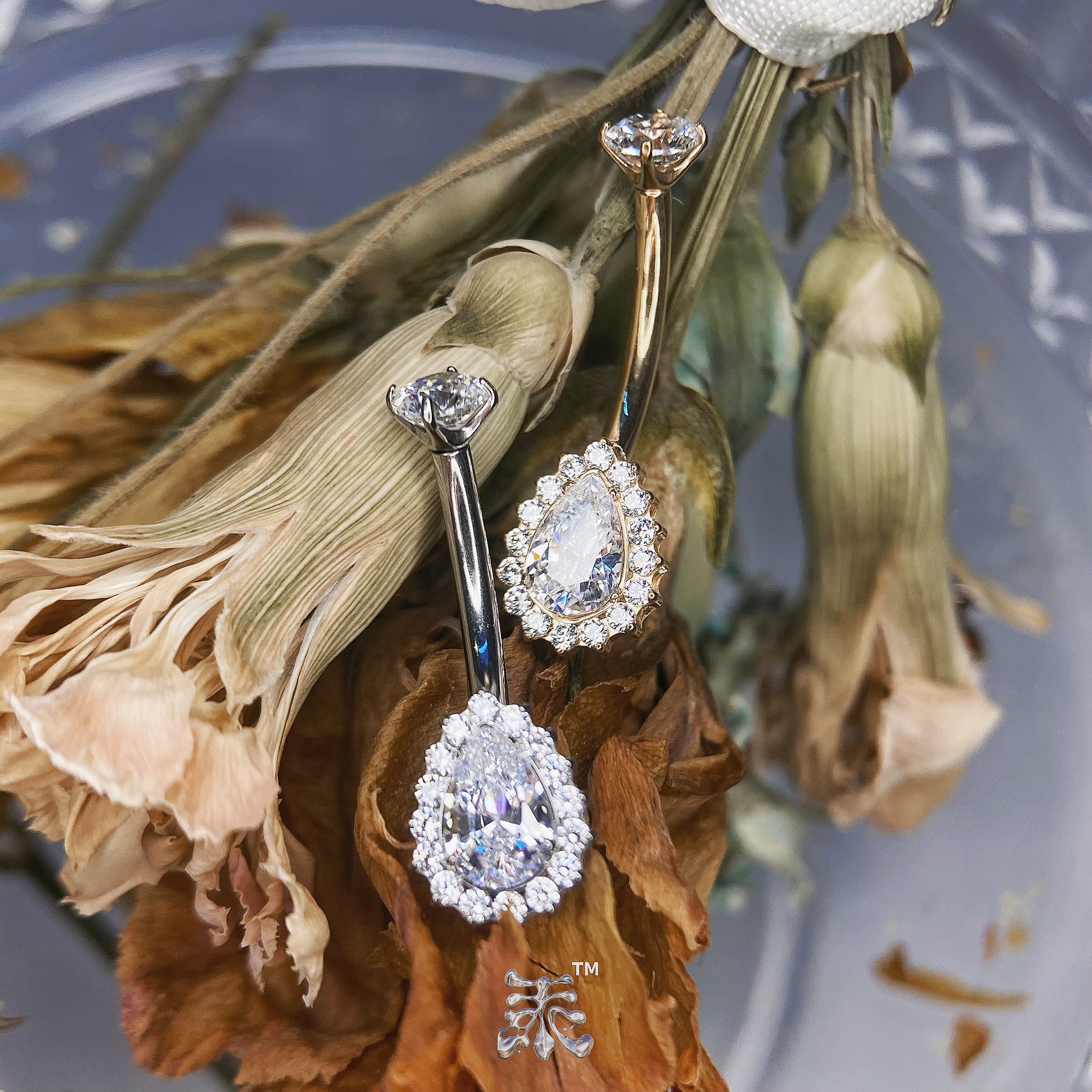 璀璨满钻水滴脐钉14g10mm内螺纹f136植入级钛合金防敏 小众亚文化