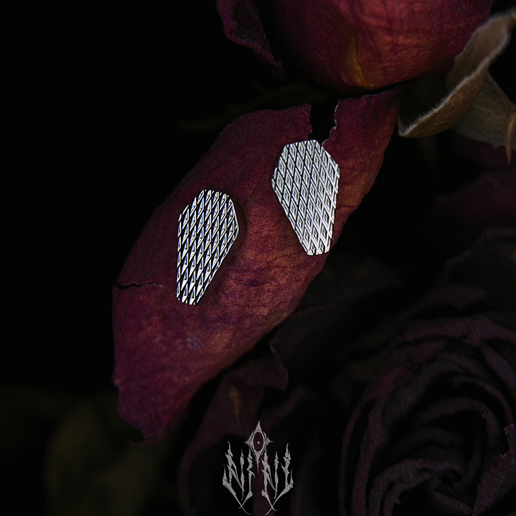 哥特菱格纹棺材板耳钉18g16g内螺纹植入级钛合金高抛光防敏亚文化