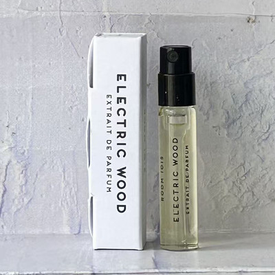 Room皮革乳香没药广藿香麝香