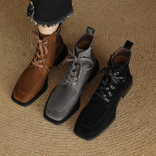 羊反绒磨砂3.5cm粗跟马丁靴女秋冬新款复古方头中跟及踝系带短靴