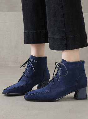 羊反绒5cm粗跟系带马丁靴女秋冬新款时尚蓝色编织方头及踝裸短靴