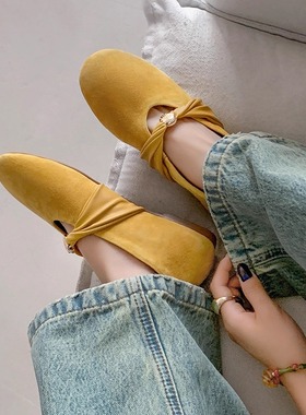 巨软真皮平底单鞋女春夏新款老钱风时尚流行设计显瘦玛丽珍鞋黄色