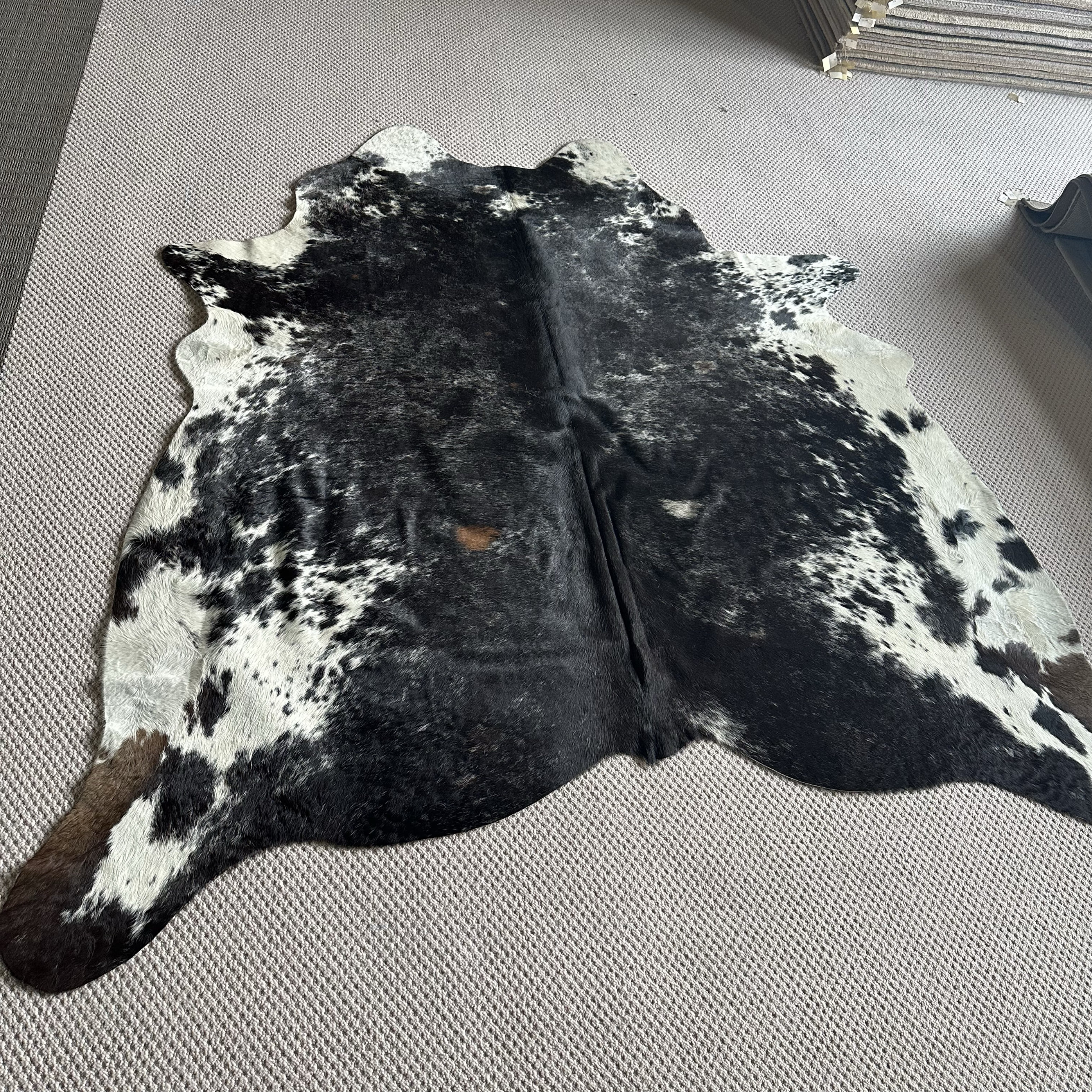 清仓SANN进口牛皮地毯书房客厅衣帽间工作室整块牛皮毯可包家具