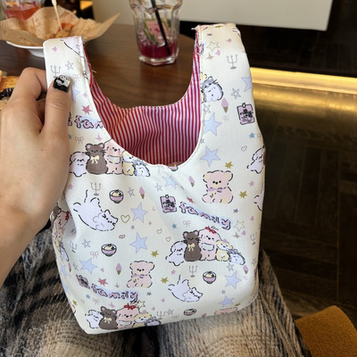 少女小狗手腕包高颜值通勤新款外出可爱拎包便携遛弯小包包精致