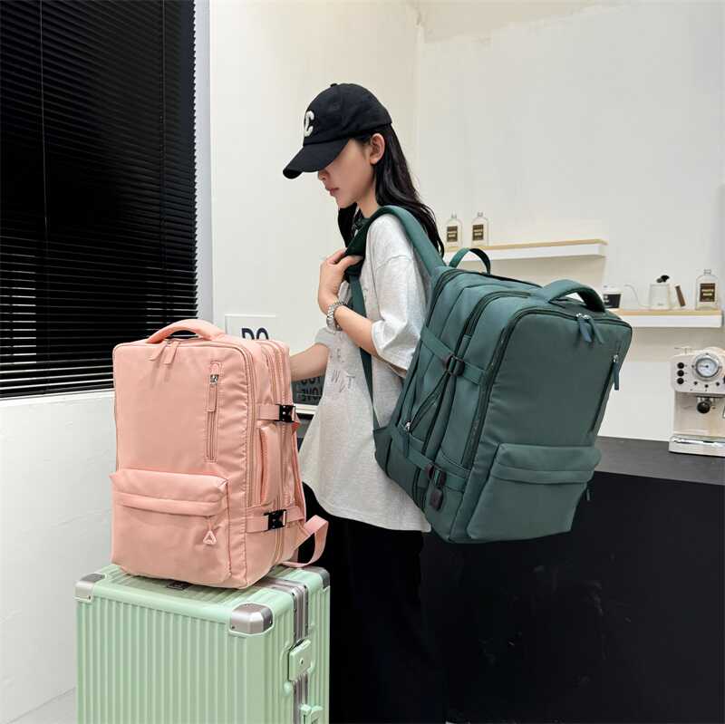 双肩背包大容量旅行包女2025新款时尚休闲轻便运动登山旅游电脑包
