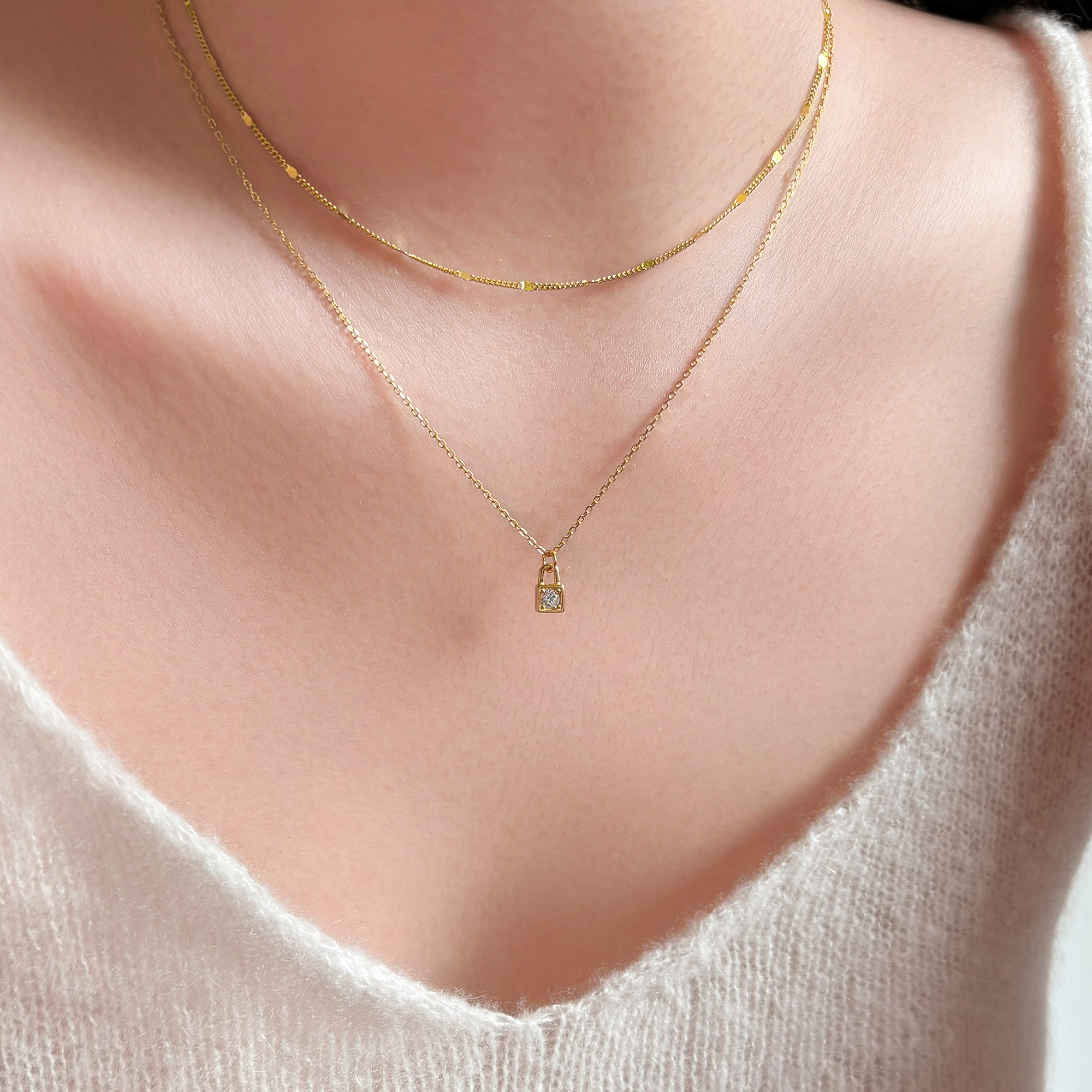 岚屿简约设计迷你小锁头项链