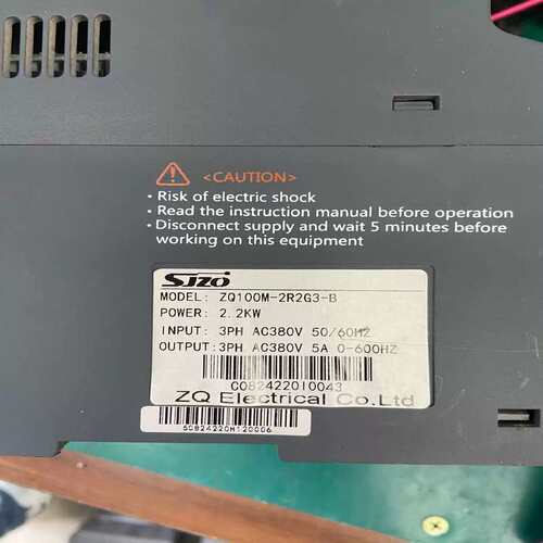议价产品变频器ZQ100M-2R2G3-B 380v 2.2K