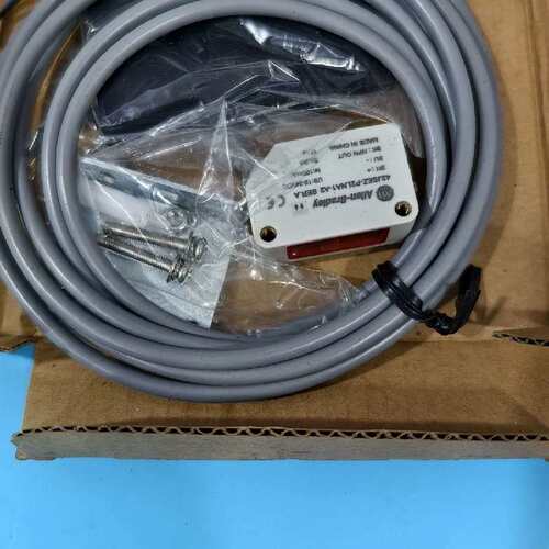 议价42JSE2-P2LNA1-A2 光电传感器 AllenBradley 工控自动化配件