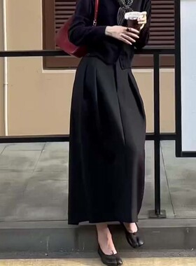 清冷松弛通勤黑色设计感西装裙半身裙女2024秋季新款显瘦a字裙子