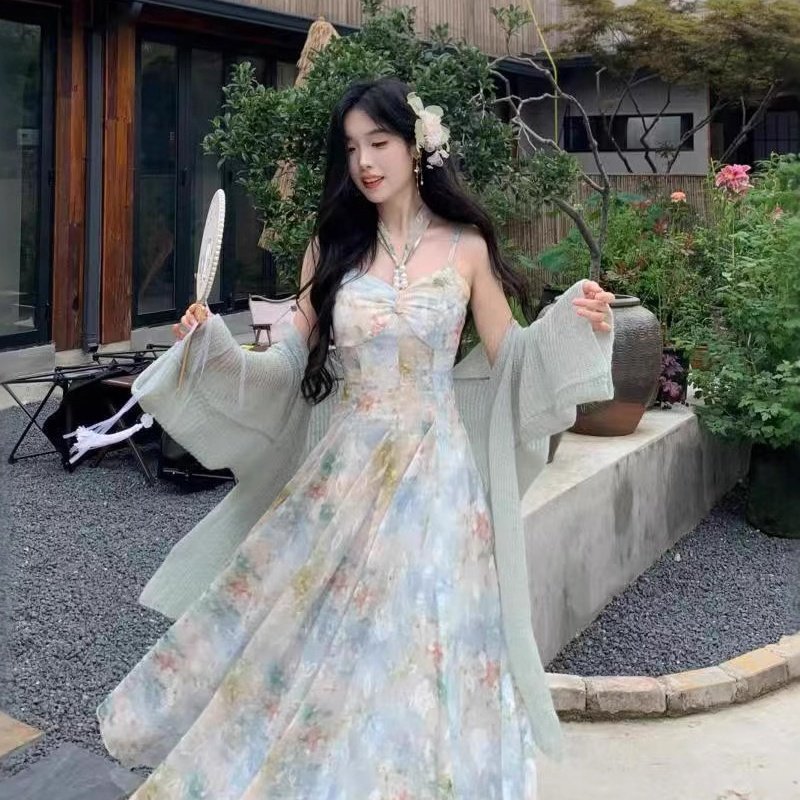春夏新款超仙绝美碎花挂脖吊带裙开衫披肩仙气飘飘长裙大码女装