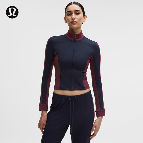 Striped 女士运动条纹修身剪裁夹克丨lululemon丨LW3JWWS