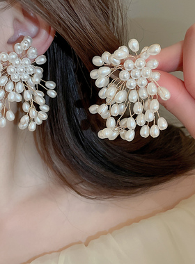 MEILAIFUREN高端定制手工白色花朵珍珠耳钉轻奢小众高级感耳环