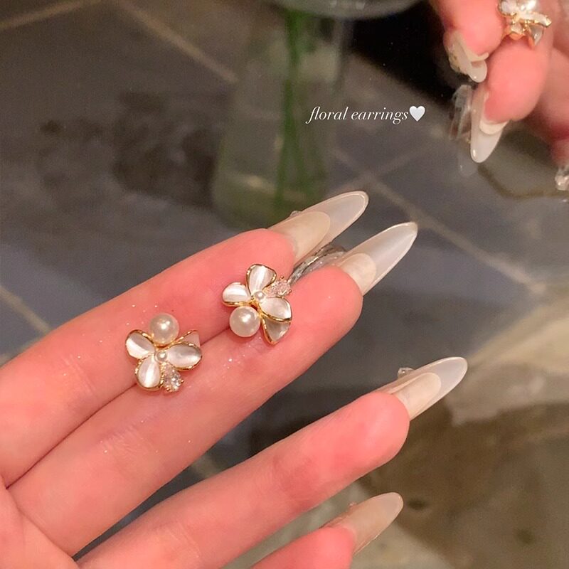 法式复古滴油花朵珍珠耳钉女