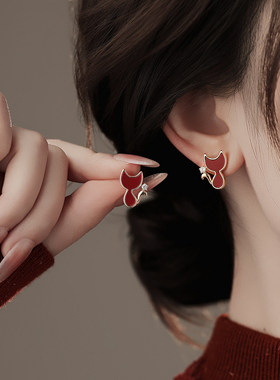 MEILAIFUREN高端定制红色小猫咪锆石耳钉独特漂亮小众设计感耳环