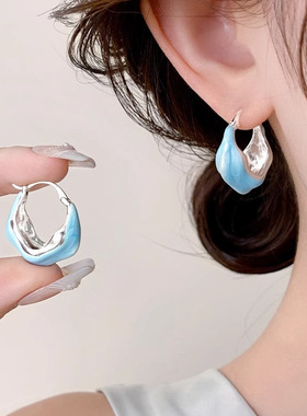 MEILAIFUREN高端定制浅蓝色不规则滴釉耳扣耳圈时尚百搭耳饰女夏