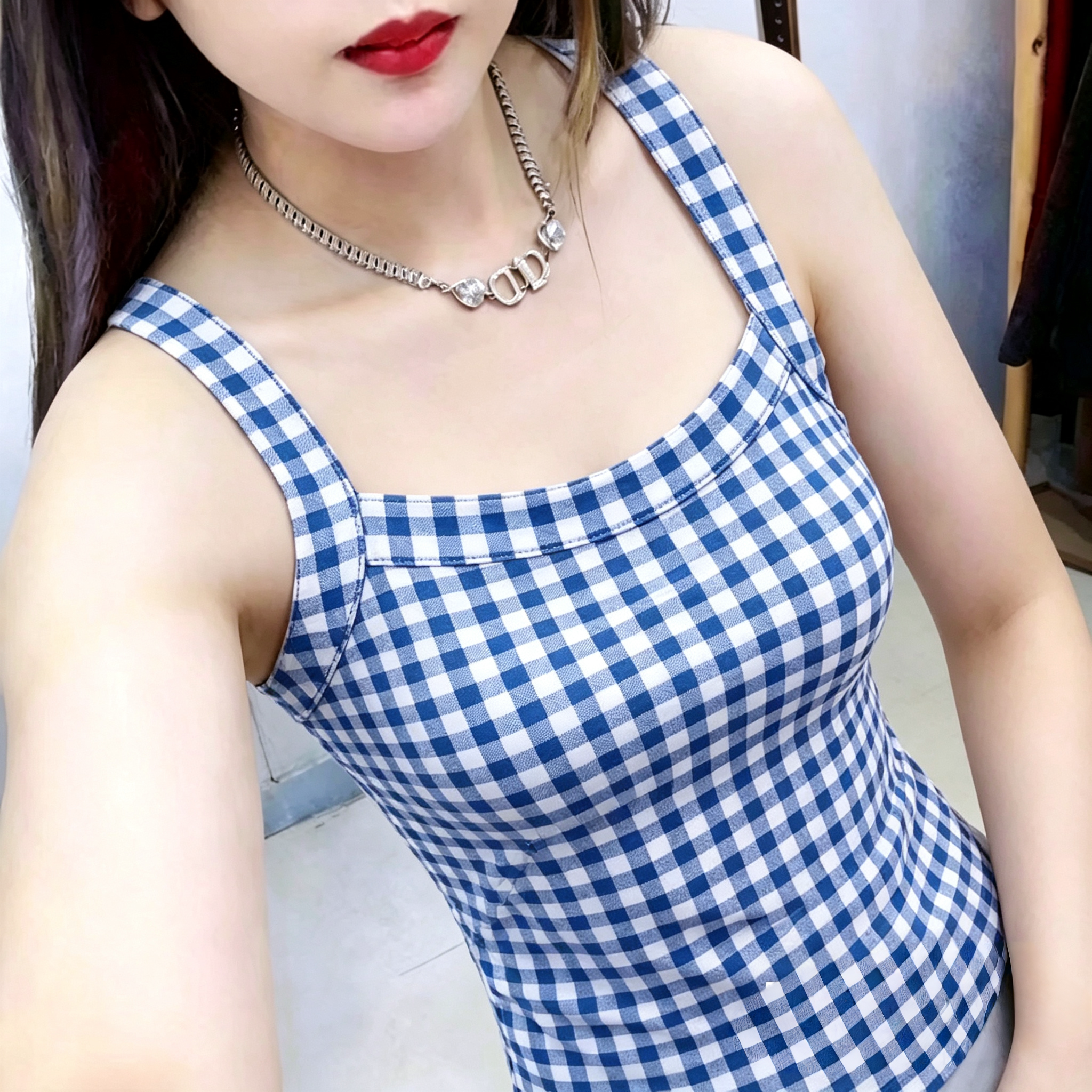 夏季新款简约时尚潮流百搭冰凉吊带背心女装无袖内搭打底上衣个性