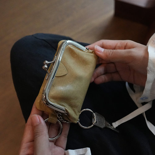 鹿小姐复古头层牛皮口金零钱包