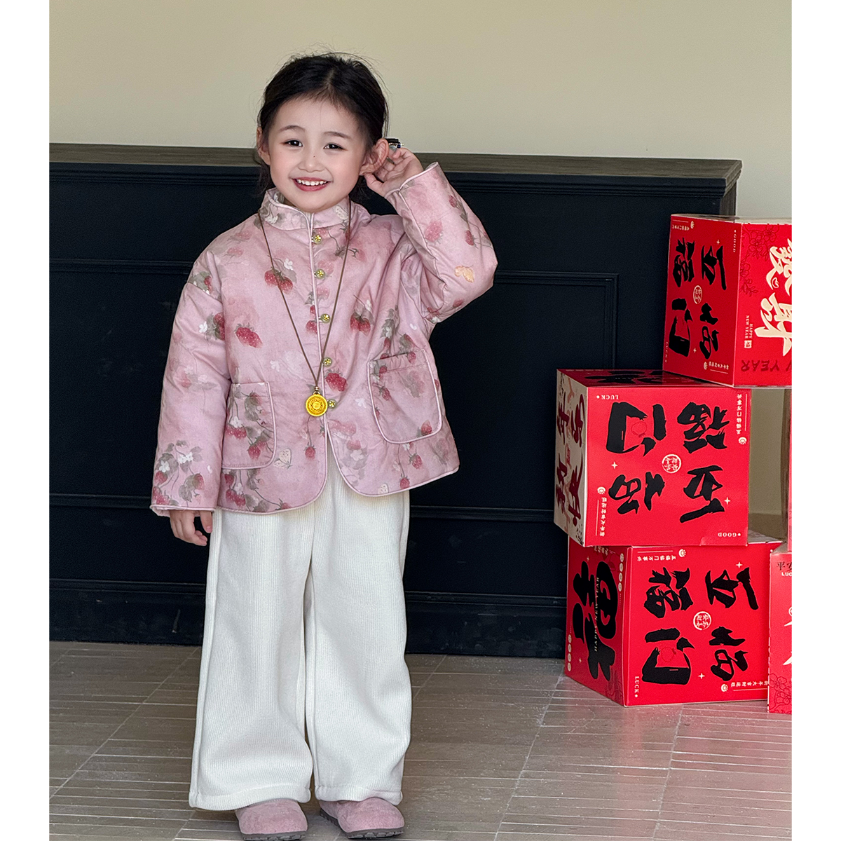 女童新中式唐装草莓拜年服冬季立领盘扣保暖棉衣中国风女宝宝棉服,童装/婴儿装/亲子装,唐装,淘宝优惠券,粉丝福利购,淘宝优惠卷