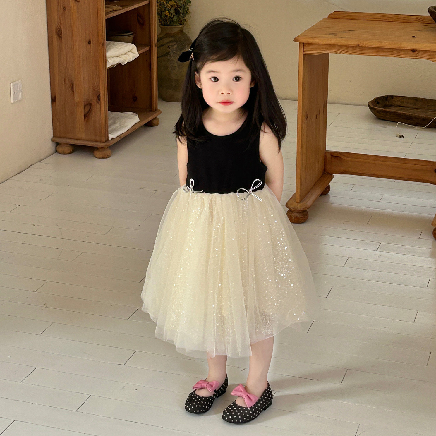 韩版女童后背爱心镂空亮片公主裙2026春夏芭蕾风网纱裙公主蓬蓬裙