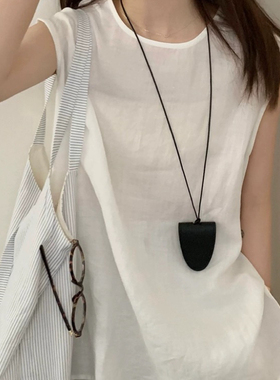 狗牙同款多功能黑色皮革墨镜夹挂绳项链女极简穿搭帽子夹