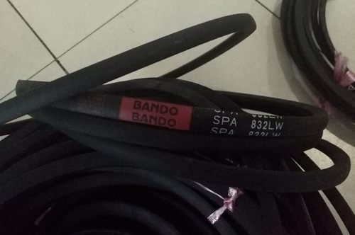 SPA1360LW日本BANDO阪东三角带