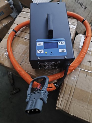 中力叉车电动叉车配件大全锂电池充电器ESCH24V100A锂电充电机