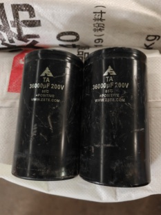 一只50元 螺丝脚电解电容200V 160mm 体积：90 36000UF