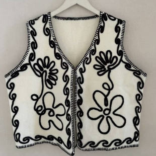 上衣 美国小众手工缝线刺绣外套宽松大版 微胖大码 2508 波波池