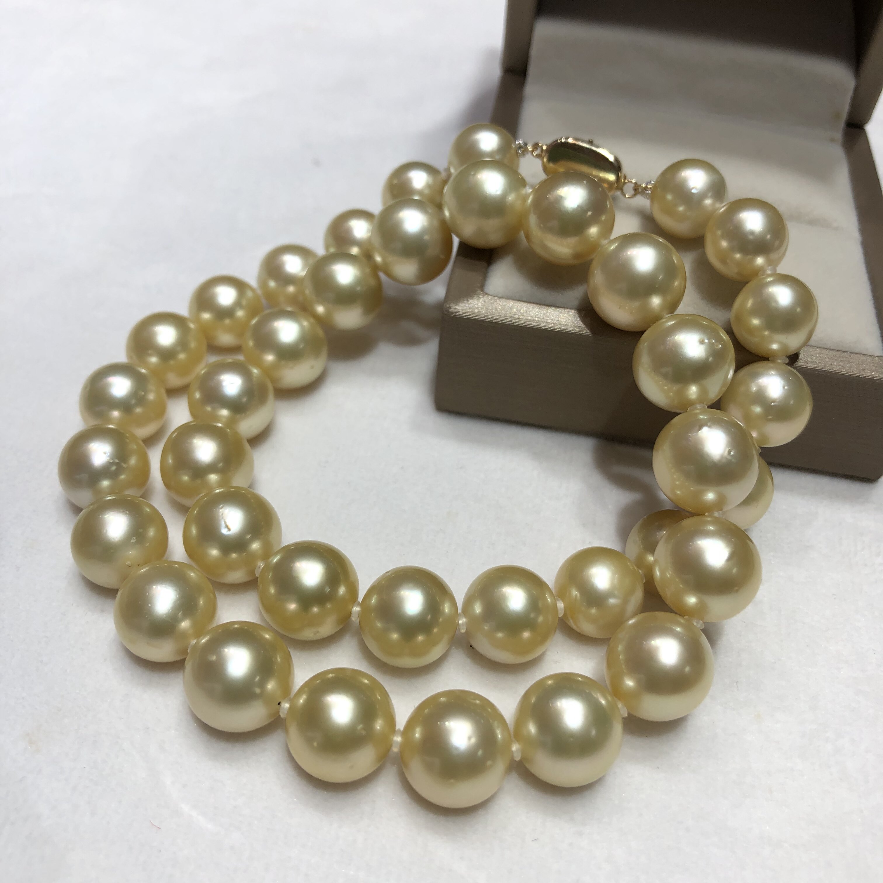 10-12mm海水南洋金珠项链微瑕强光浅金色14k金元宝扣送妈妈自己女