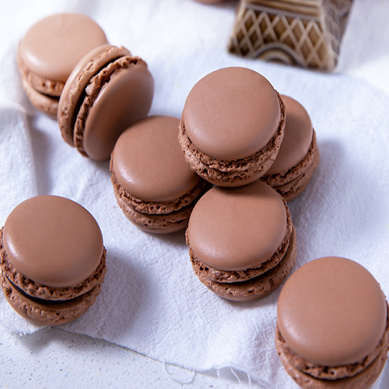 6粒装/法式咖啡色马卡龙甜点巧克力味蛋糕装饰品摆件可食用零食