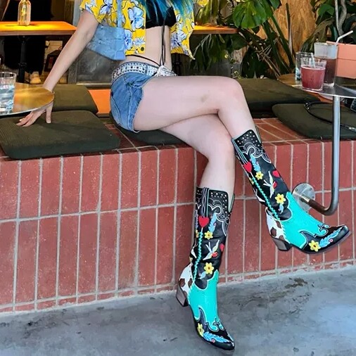 网红欧美外贸女大码西部牛仔靴拼色绣花复古骑士方头蒙古藏族马靴